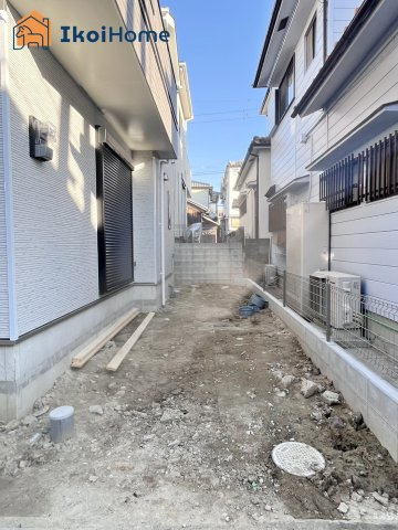 明石市大久保町西島　新築戸建　のバルコニー|【ホームページに現地動画掲載中】●年中無休：当日予約可●隣地との間隔もゆったりしております！