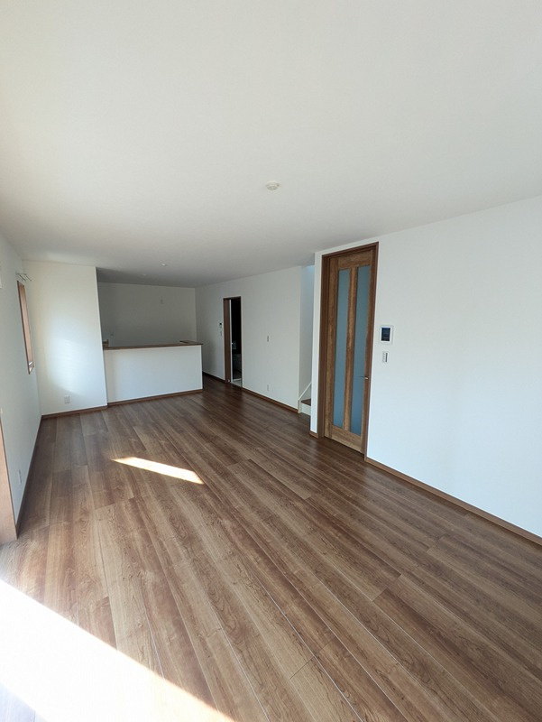 クラージュＡの居間・リビング