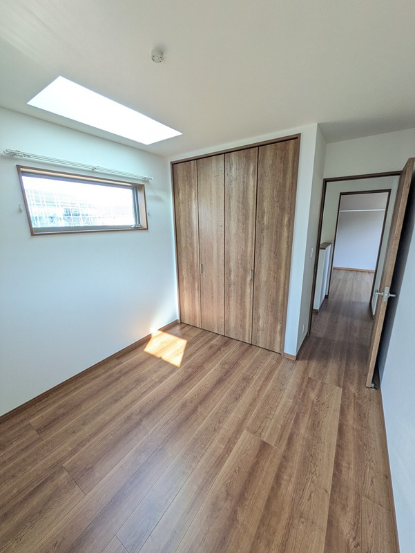 クラージュＡの洋室