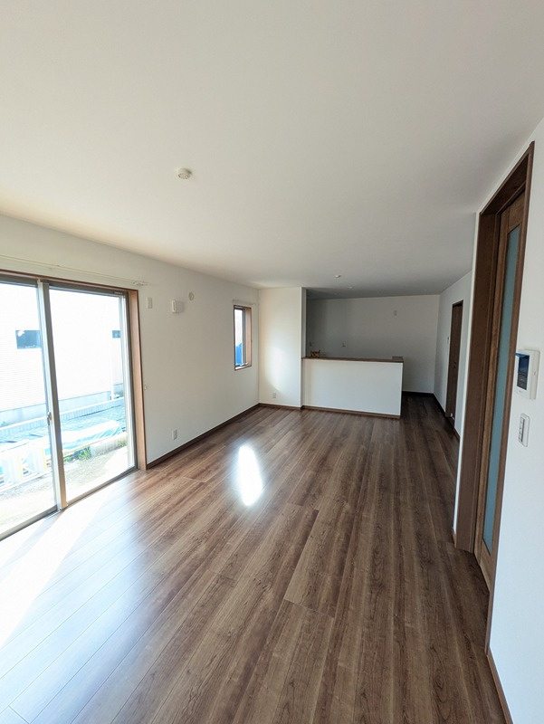 クラージュＡの居間・リビング