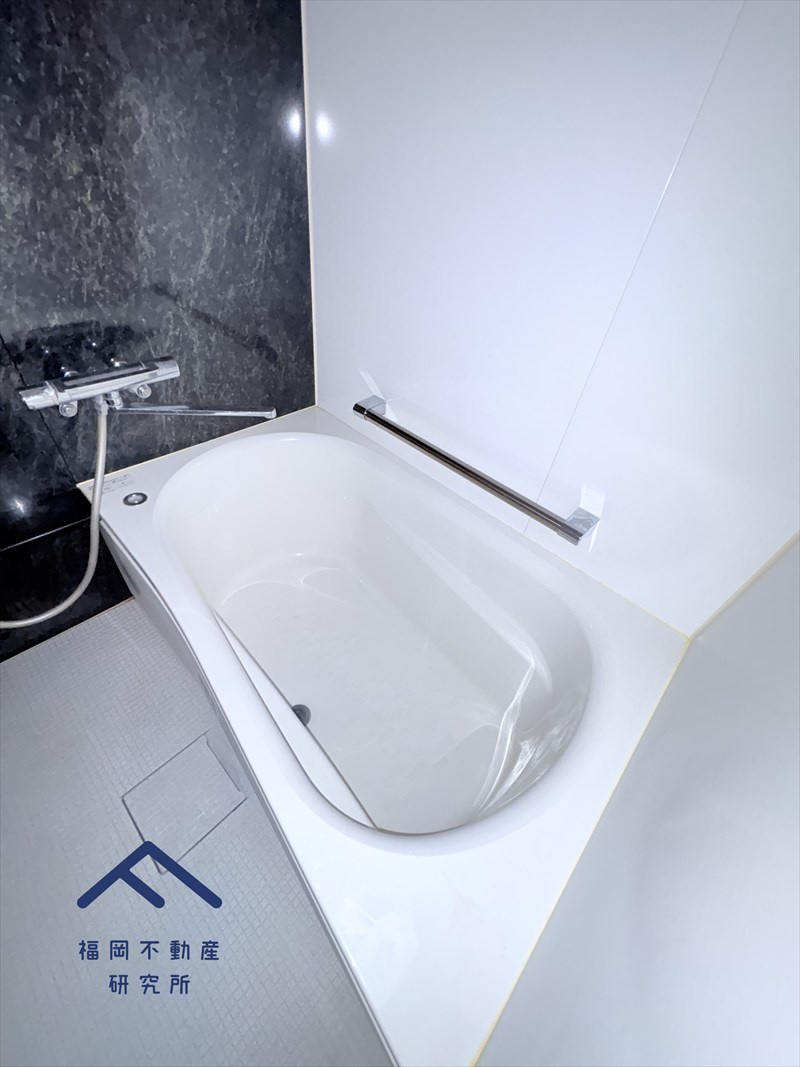 平尾パインマンションの浴室