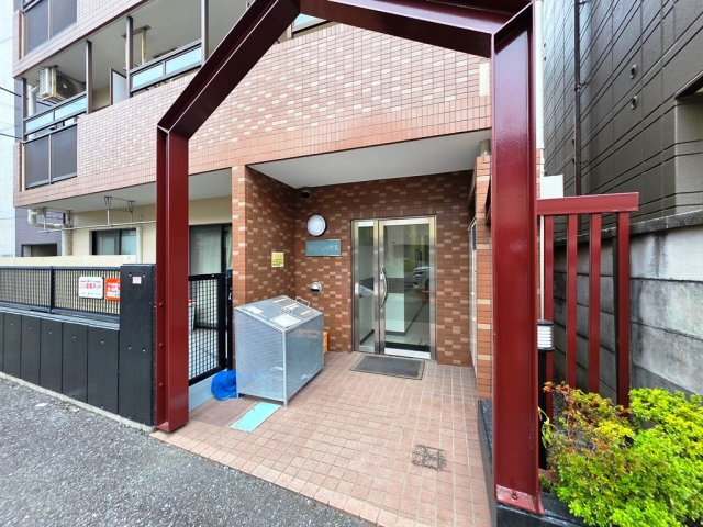 【エントランス】