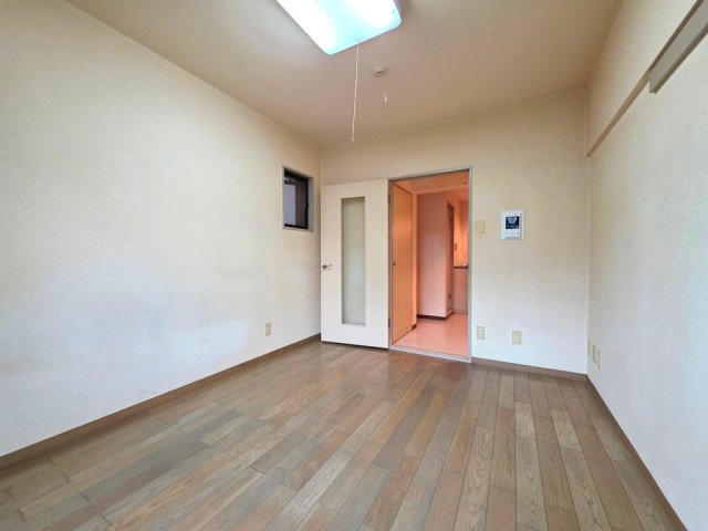 【居間・リビング】 | 洋室