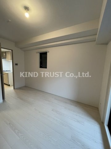 リビオメゾン西天満の居間・リビング|こちらの居間で趣味の時間をお楽しみください