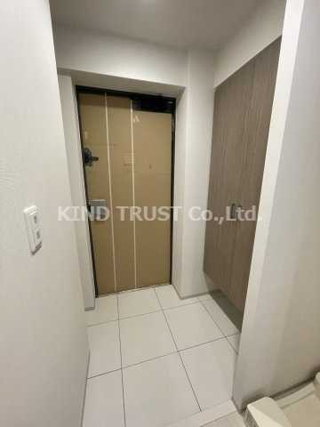 リビオメゾン西天満の玄関|シンプルで使いやすい玄関です