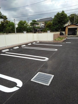 【駐車場】 | グランプラトⅤ