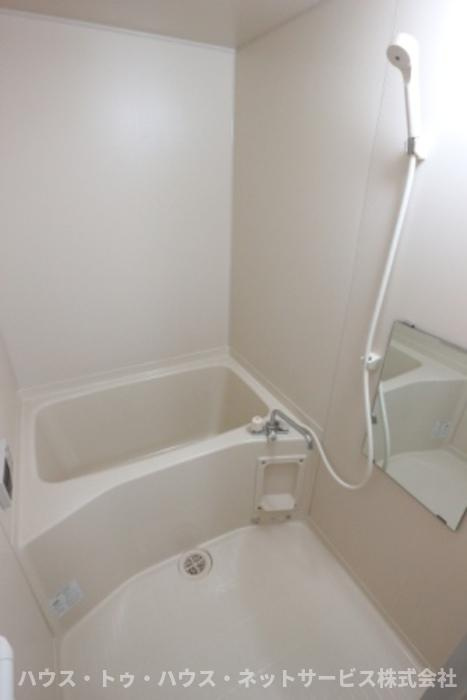 フォンティーヌ大津ヶ丘の浴室