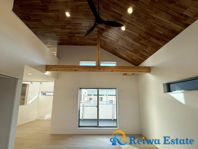 新築戸建　茅ヶ崎市小和田1丁目の居間・リビング