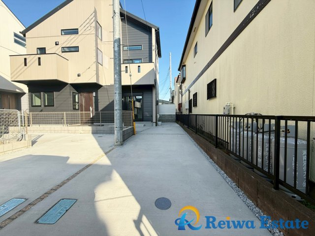 新築戸建　茅ヶ崎市小和田1丁目の駐車場