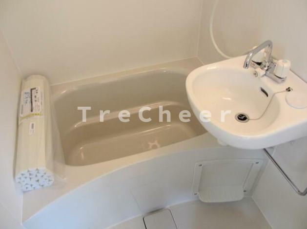 エステート東十条の浴室