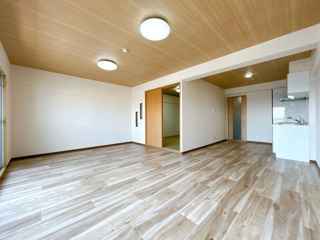 リフォーム中古マンション　リバティ北方　平成4年築の居間・リビング