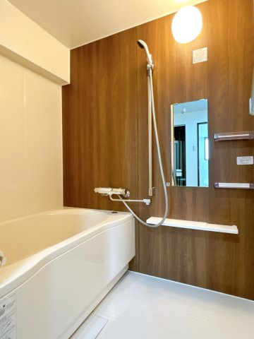 リフォーム中古マンション　リバティ北方　平成4年築の浴室