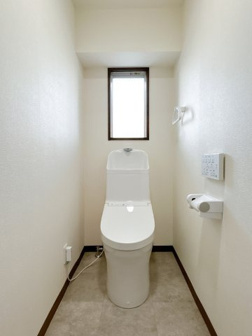 リフォーム中古マンション　リバティ北方　平成4年築のトイレ