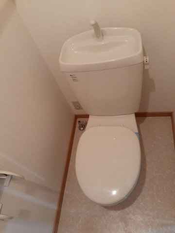 ブロードウィングスのトイレ