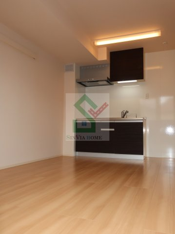 ハウス三生の居間・リビング