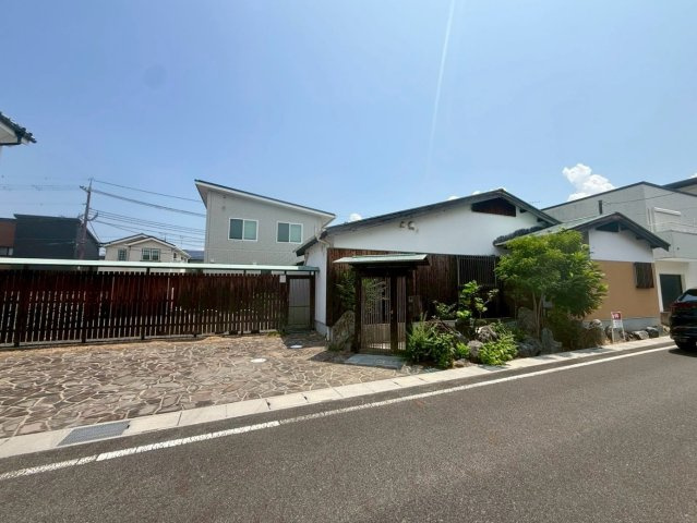 守山市木浜町　中古戸建ての外観