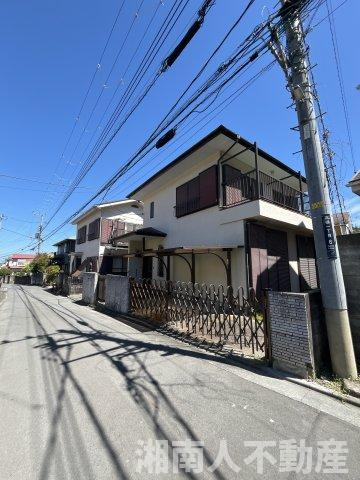 平塚市高根　中古戸建の前面道路含む現地写真|前面道路含む現地写真です