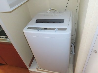 レオパレスグレイスパディのその他|洗濯機も付いています