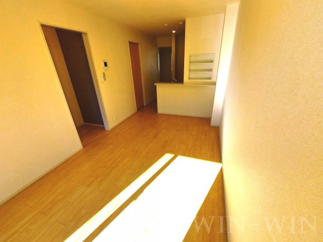 エスポワールK&L Ⅳの居間・リビング