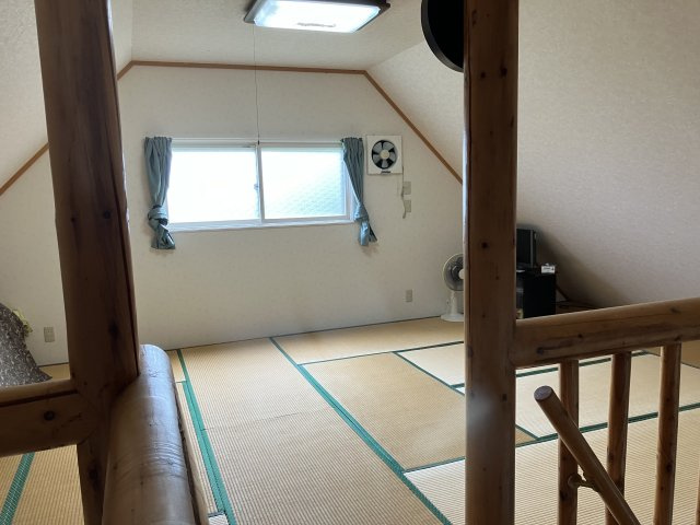 温泉と大自然が待つ、奥春別の憧れ別荘♪の和室|窓からの採光がある、明るい和室です♪