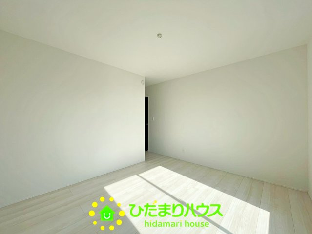 久喜市青葉５期　新築一戸建て　01　グラファーレデザイン　の収納