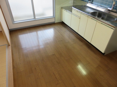 【居間・リビング】 | ハイエスト松栄2号館