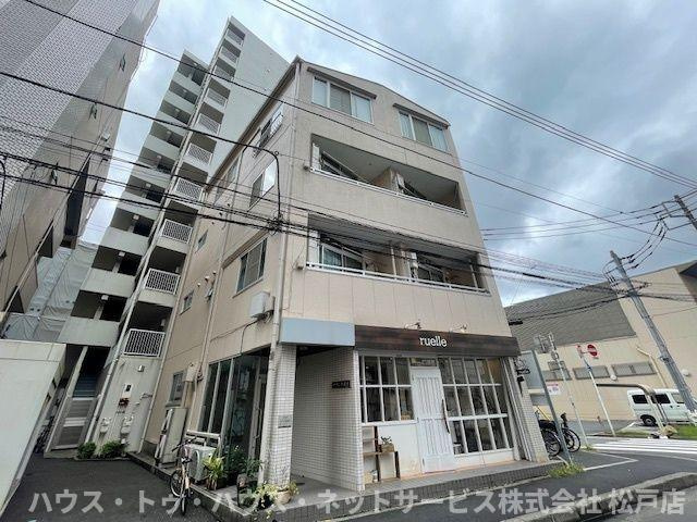 アクシス根本のエントランス