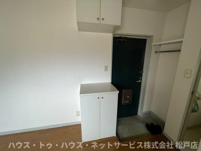 アクシス根本の玄関