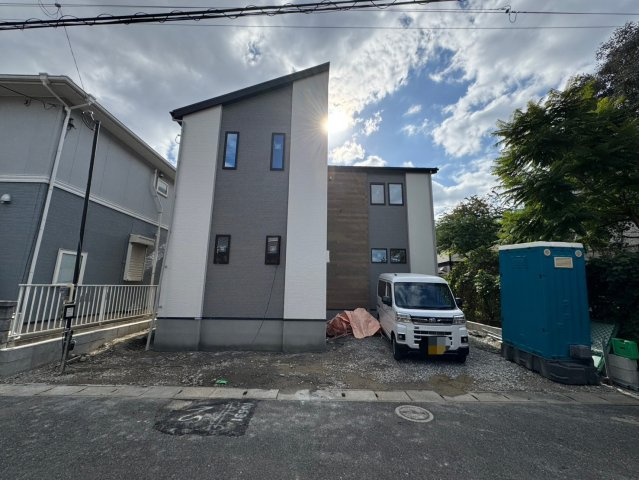 ーAdoble＋アドブル＋ー小倉南区八幡町7期　【小倉南区　新築戸建て】の外観|現地撮影　2025,11,28　ーAdoble＋アドブル＋ー小倉南区八幡町7期　【小倉南区　新築戸建て】