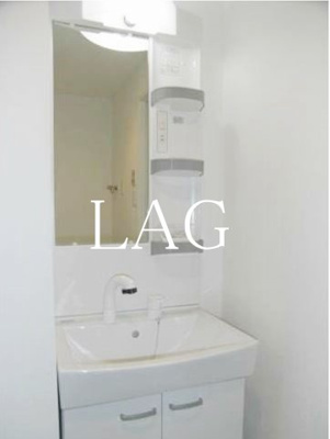 【洗面所】 | リヴシティ一番町 | 洗面台です。