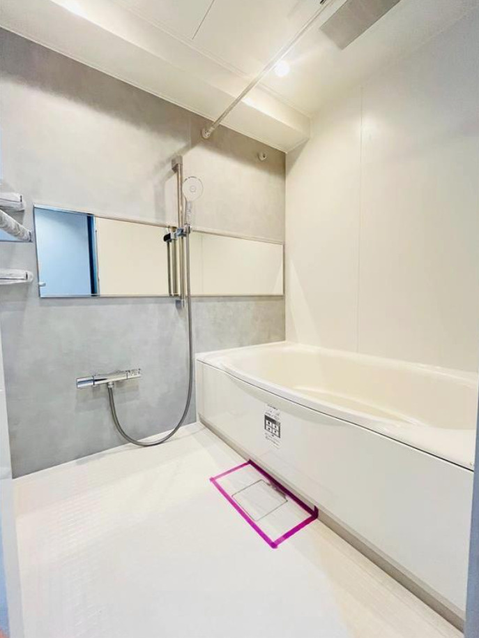 ナイスサンソレイユ横濱鶴ヶ峰【仲介手数料無料】ペット可♪の浴室