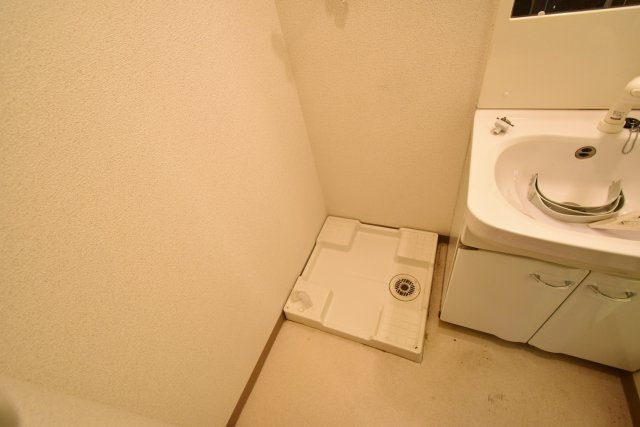 フジパレス夙川江上町の洗面所