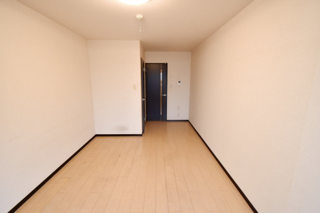 フジパレス夙川江上町の居間・リビング