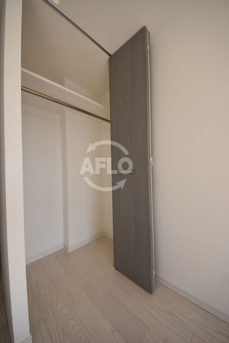 S-RESIDENCE谷町五丁目の収納|S-RESIDENCE谷町五丁目　クローゼット