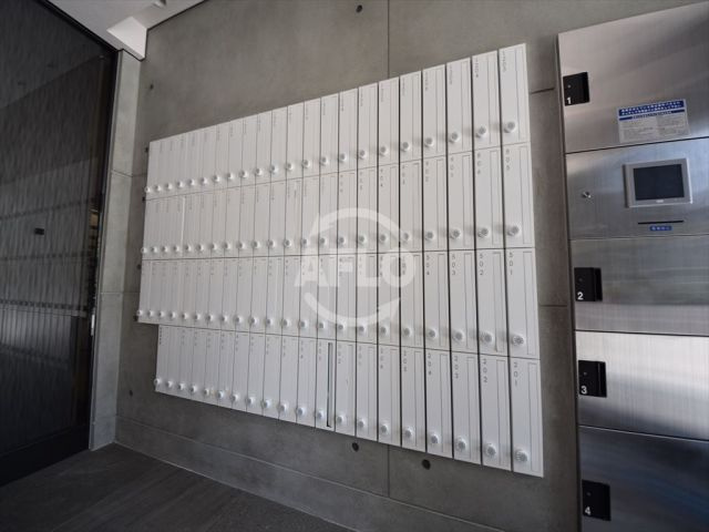 S-RESIDENCE谷町五丁目のその他共用部分|S-RESIDENCE谷町五丁目　メールボックス