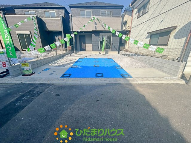 久喜市青葉５期　新築一戸建て　02　グラファーレデザインの駐車場|2026/2/10　撮影