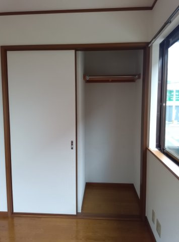 本山中町3丁目戸建の収納