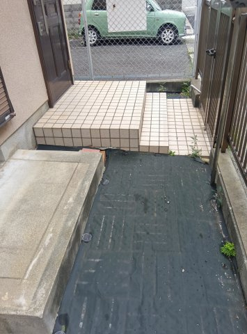 本山中町3丁目戸建の庭
