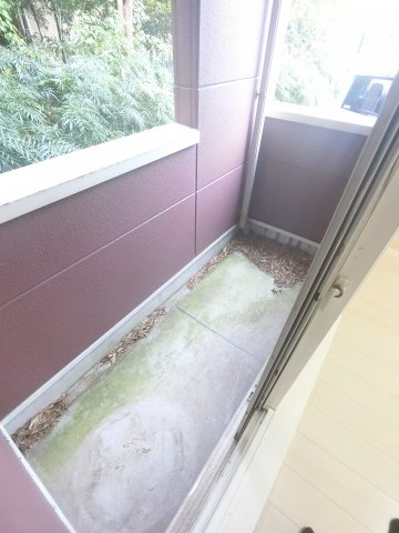 【バルコニー】