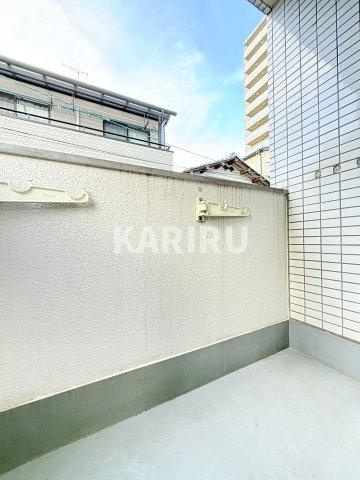 メゾングロワールのバルコニー