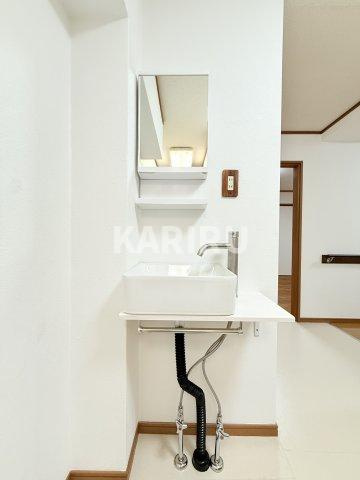 メゾングロワールの洗面所