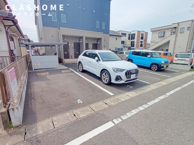 グレンディール　　刈谷市近郊の賃貸はクラスホーム刈谷店の駐車場