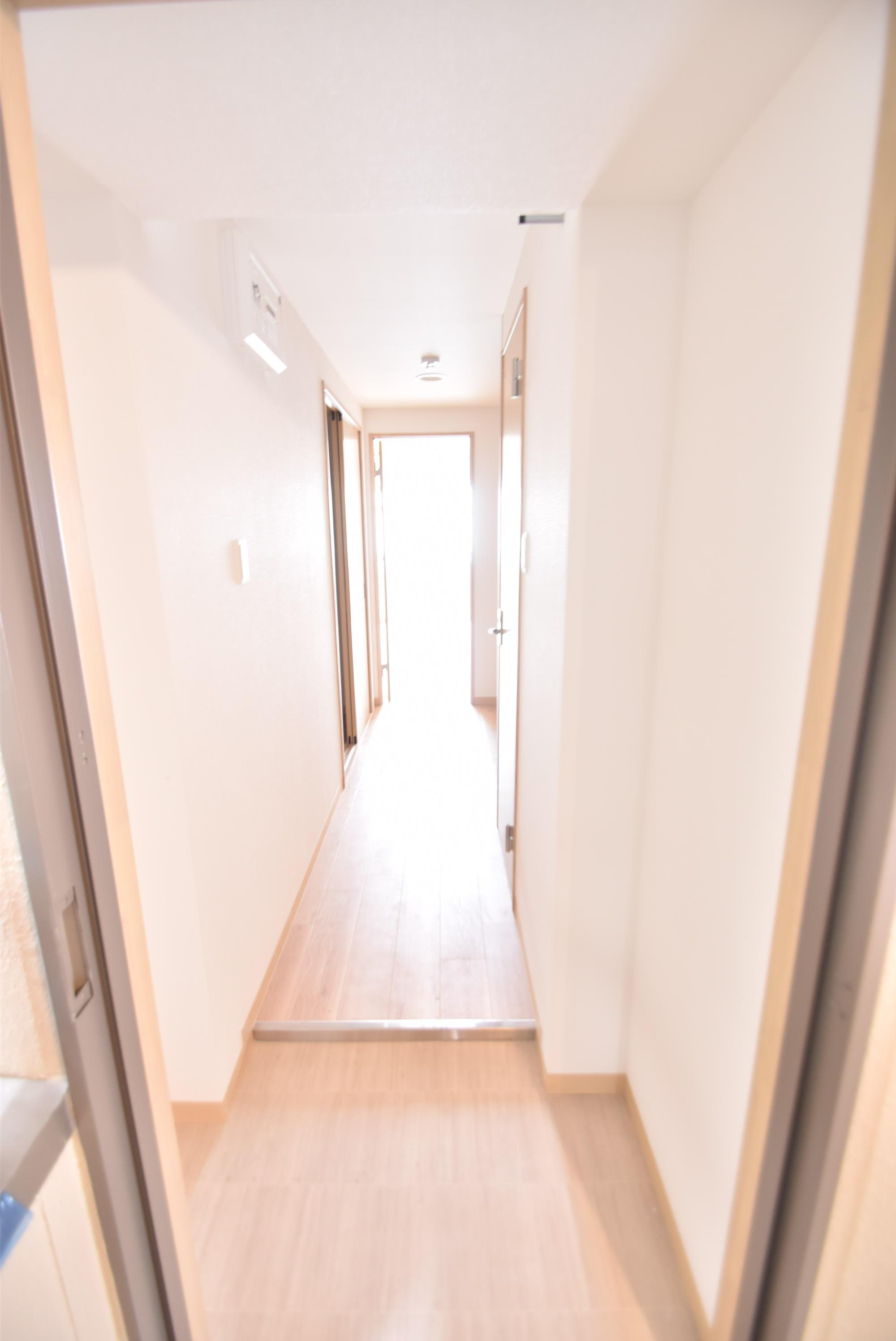 大阪市都島区都島本通３丁目の賃貸マンションの玄関