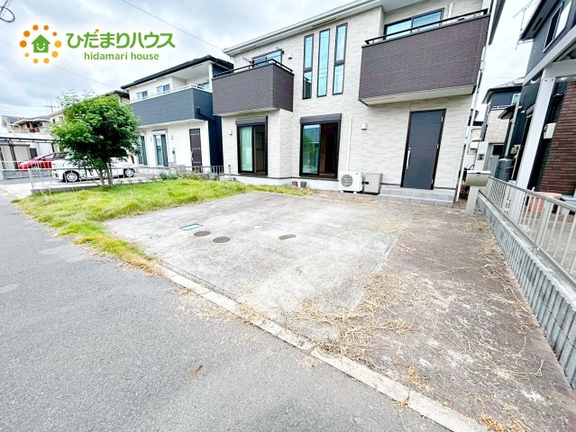 【駐車場】 | 茨城町桜の郷　中古戸建 | マイホームなら駐車場代がかかりません。しかも、自宅の駐車場で洗車が出来ます！今までコイン洗車に行っていた手間も省けて、節約にも繋がります(^^♪