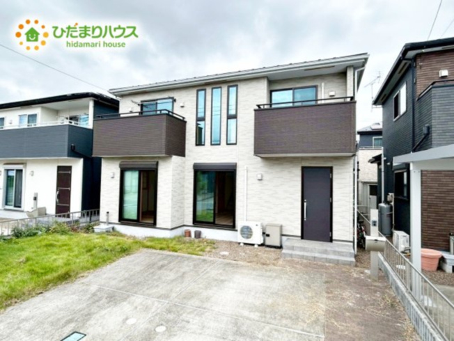 【外観】 | 茨城町桜の郷　中古戸建 | 白い外観なので明るく清潔な印象を与え、太陽光による日射の影響を軽減する効果が期待できます。