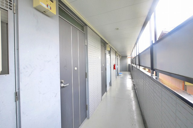 レオパレスイケダのその他共用部分|共用廊下です。