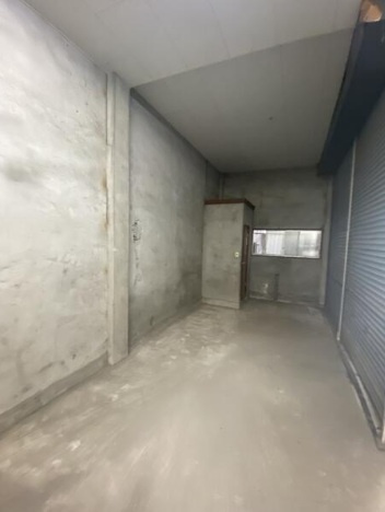 豊島区南大塚３丁目の倉庫