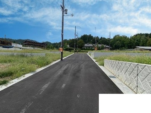【前面道路含む現地写真】 | K41307-1期8号地市原野