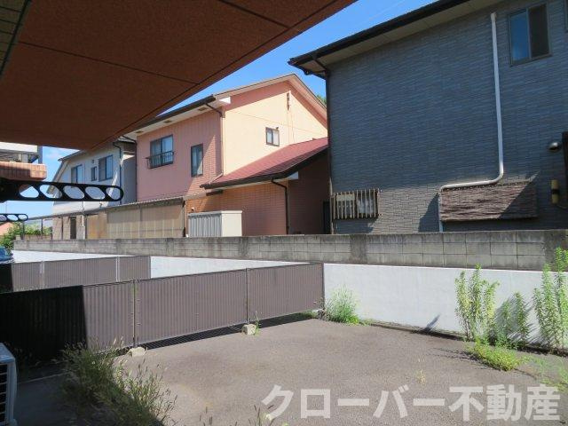 マリベール八幡のバルコニー
