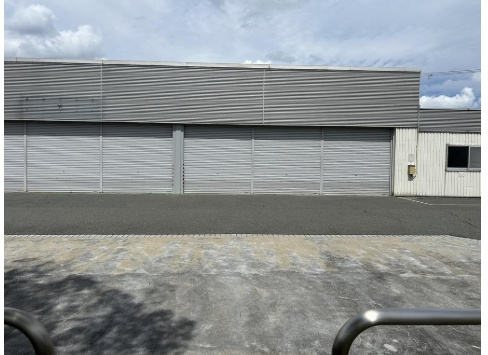 大阪府堺市南区岩室　工場の外観